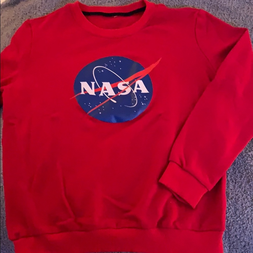 Media NASA crewneck Never worn, vintage